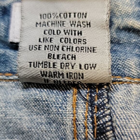 Venus USA Cropped Denim Jean Jacket Size M - Picture 9 of 11